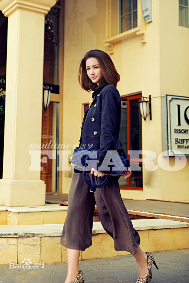 //www.mshishang.net/pics/star/pic/52289c923719badaa78f25ee118e20cd.jpg