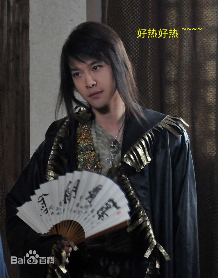 //www.mshishang.net/pics/star/pic/563abd836bbaf8a0c302744185b31e52.jpg