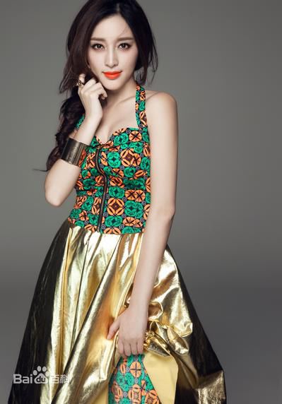 //www.mshishang.net/pics/star/pic/5c9ca4f339c88030532528343abaa0af.jpg