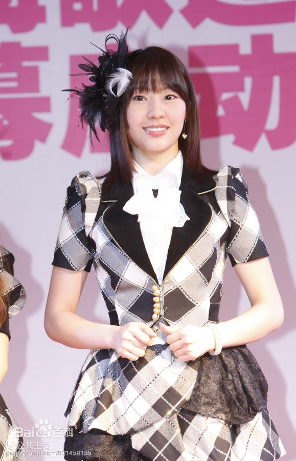 //www.mshishang.net/pics/star/pic/5e34492ed2f1b1c6099a408a68ea8086.jpg