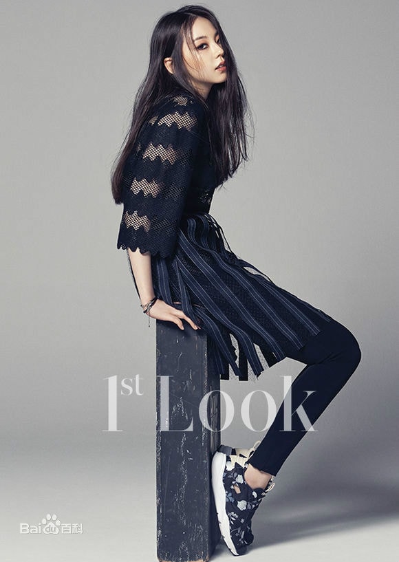 安昭熙 1st Look 11