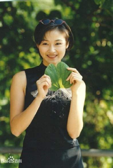 //www.mshishang.net/pics/star/pic/704933cac5e9630948094379cc3b9ce4.jpg