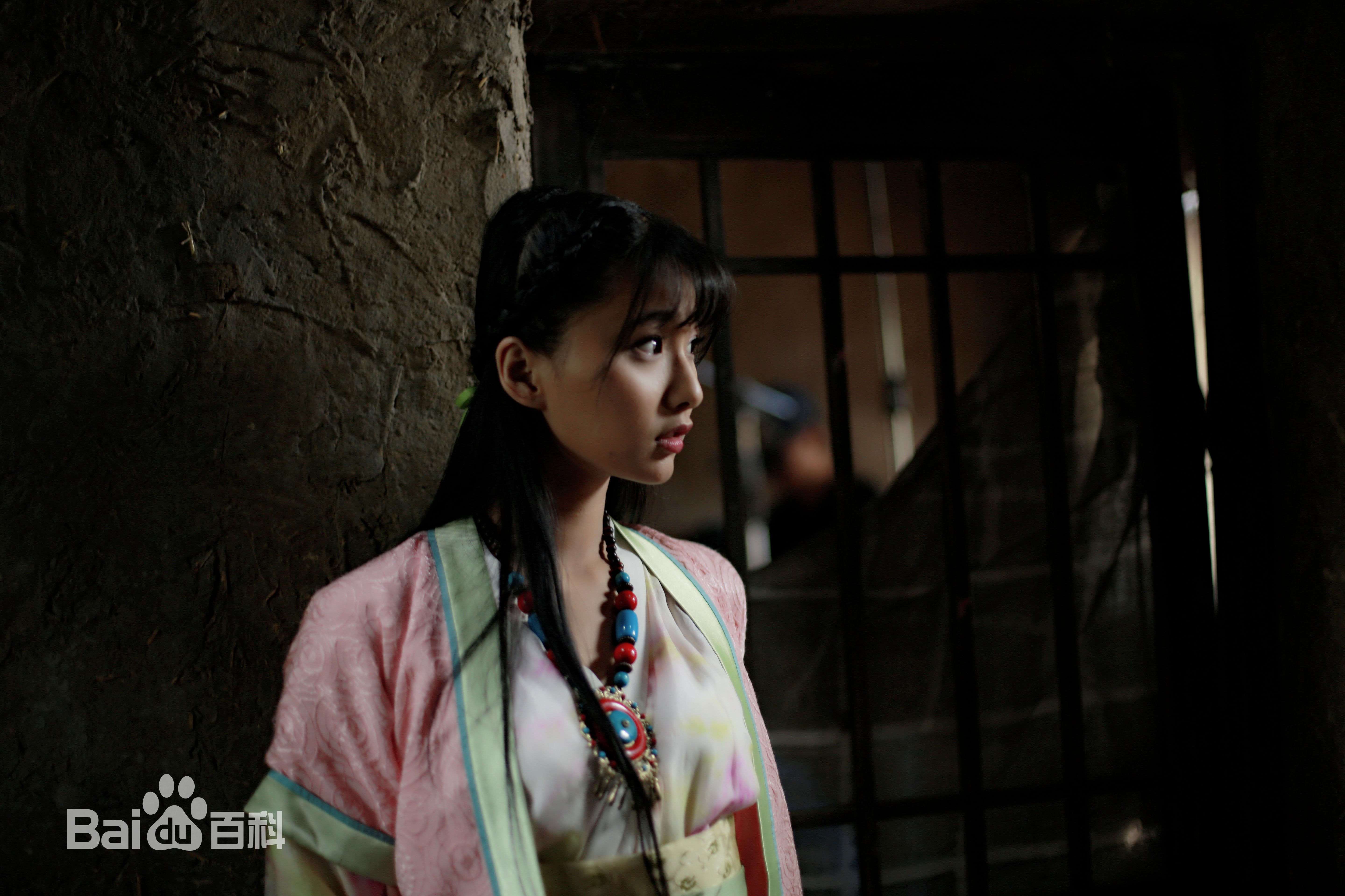 //www.mshishang.net/pics/star/pic/719c257218cb518166a2772d9ccb06a4.jpg