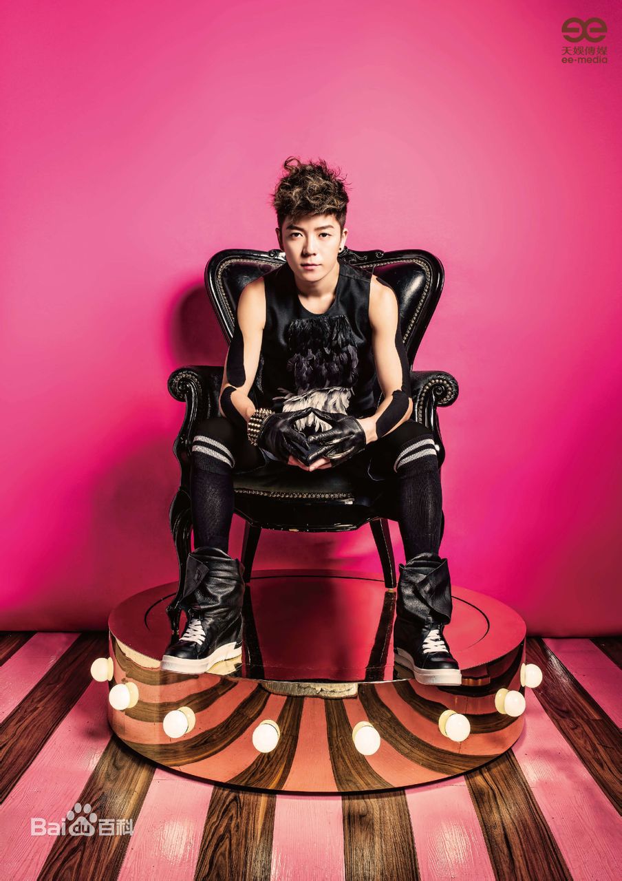 http://www.mshishang.net/pics/star/pic/7230ea91fda7dc7ace35e12dfd8de04c.jpg