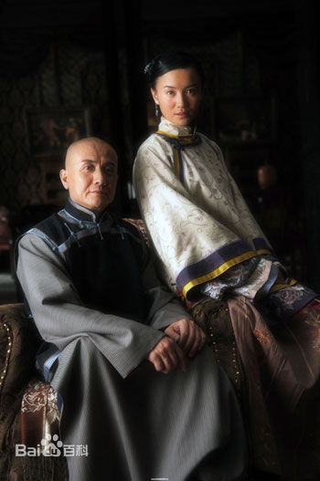 //www.mshishang.net/pics/star/pic/72910247f52d33234090aa67acbcbc2c.jpg