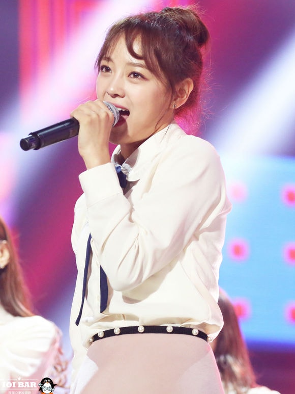 //www.mshishang.net/pics/star/pic/7efaa6a274e77df046edf087aab4dcd0.jpg