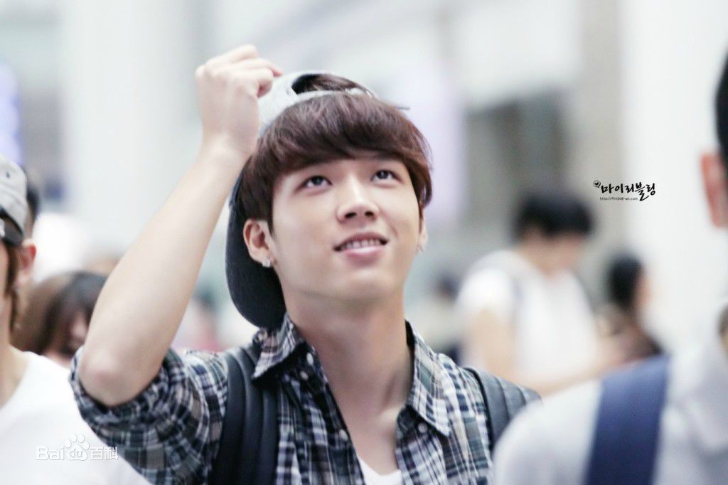 http://www.mshishang.net/pics/star/pic/8c007d0bad42d4a7605ef35bd7712e62.jpg