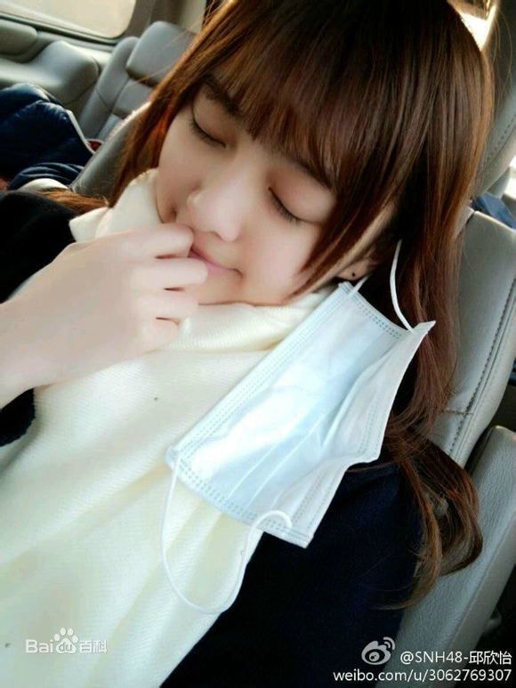 //www.mshishang.net/pics/star/pic/95951bfdbd1e279bbe27b442349965ec.jpg
