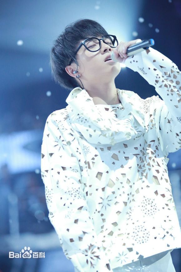 华晨宇 5进3 白色秋天