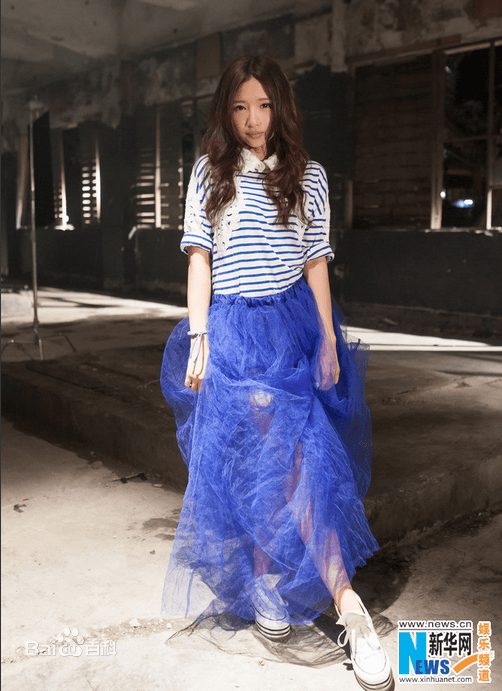 //www.mshishang.net/pics/star/pic/9b1e2cd2fd762863c35dedf8cdc0e15f.jpg