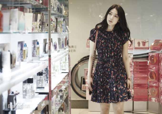 http://www.mshishang.net/pics/star/pic/9e19175abb9d91ab9b09e290676408a3.jpg