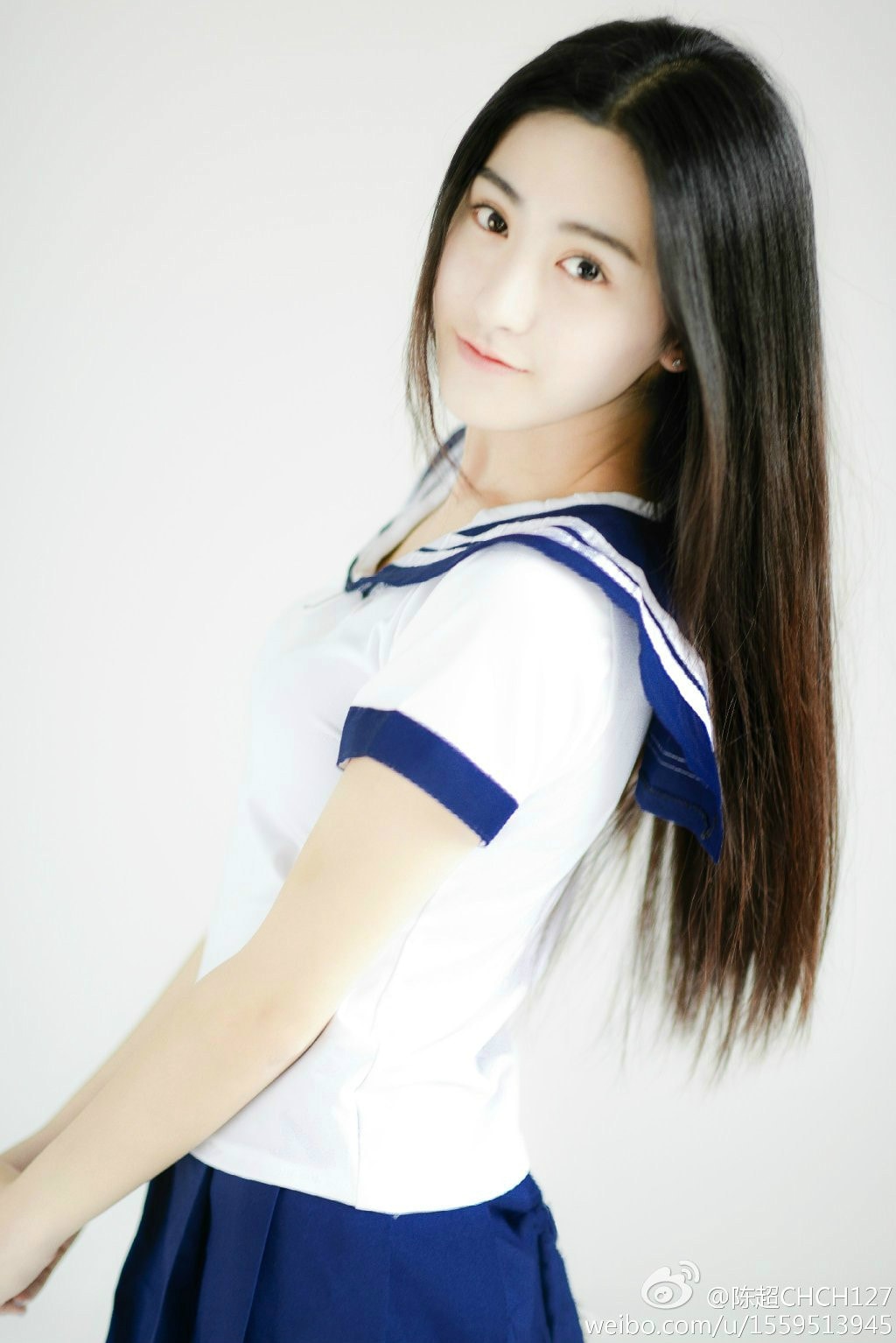 //www.mshishang.net/pics/star/pic/a36305cbddcb239a28bb1e860b4940b8.jpg