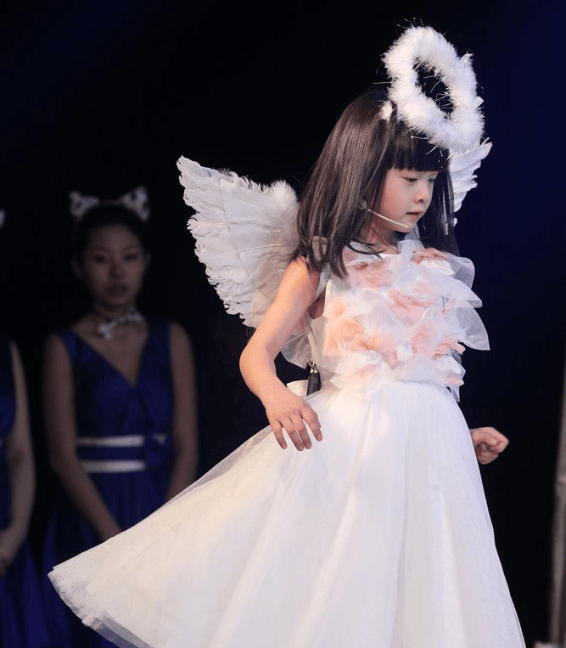 http://www.mshishang.net/pics/star/pic/aff14591246a8d72cd6c79c0fd07a6fb.jpg