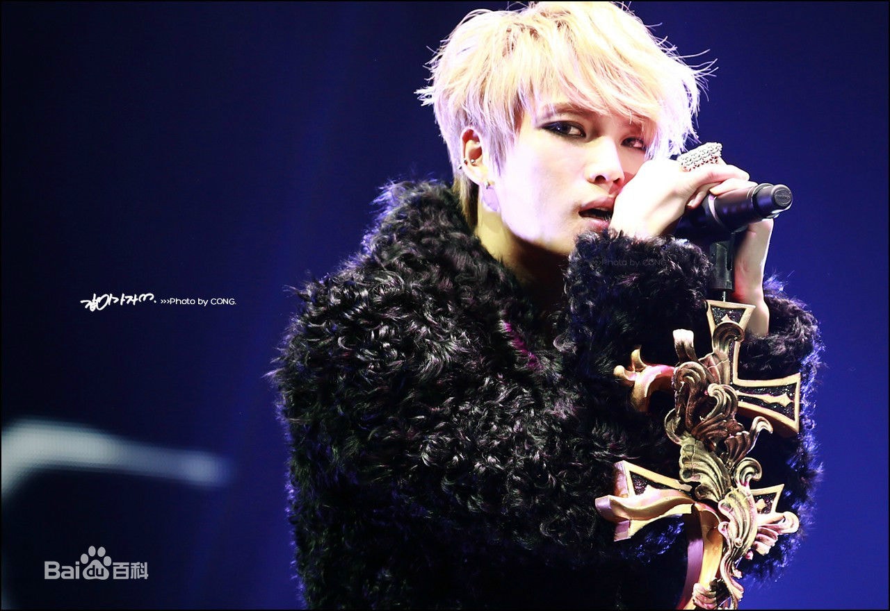 http://www.mshishang.net/pics/star/pic/b3973e65021436eb10875b0a98541b1e.jpg
