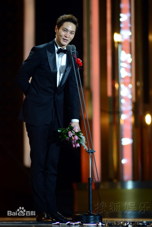 http://www.mshishang.net/pics/star/pic/baf6f3423b4f420766037cf9e6201e81.jpg