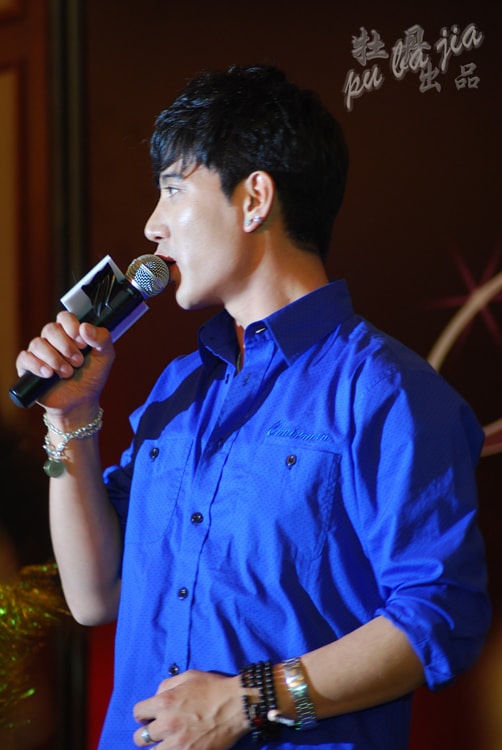 蒲巴甲 2009.2.21日 美丽A计划全民演唱汇 6