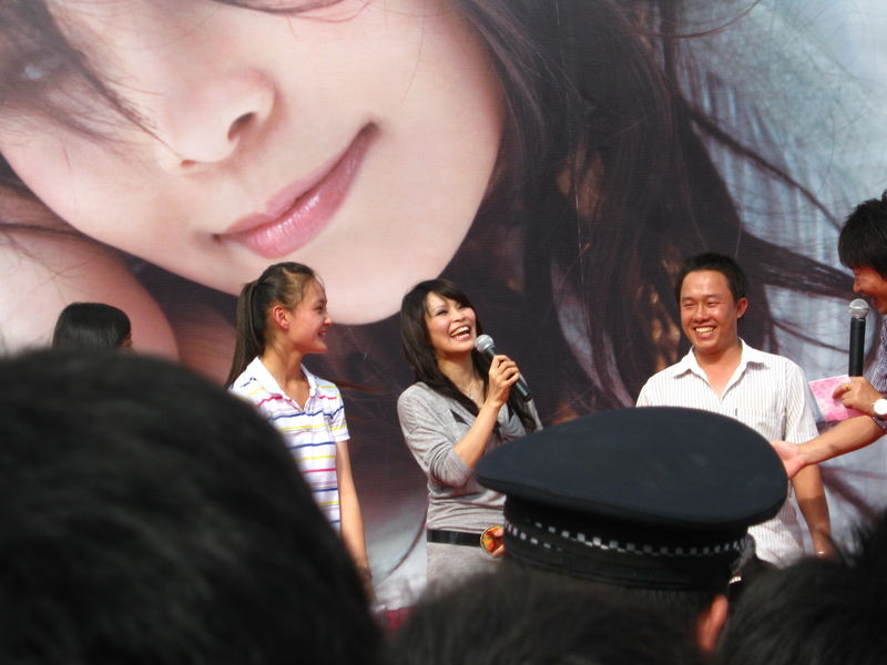 http://www.mshishang.net/pics/star/pic/d191cfbd6ce439082a67edc2ae1763bd.jpg