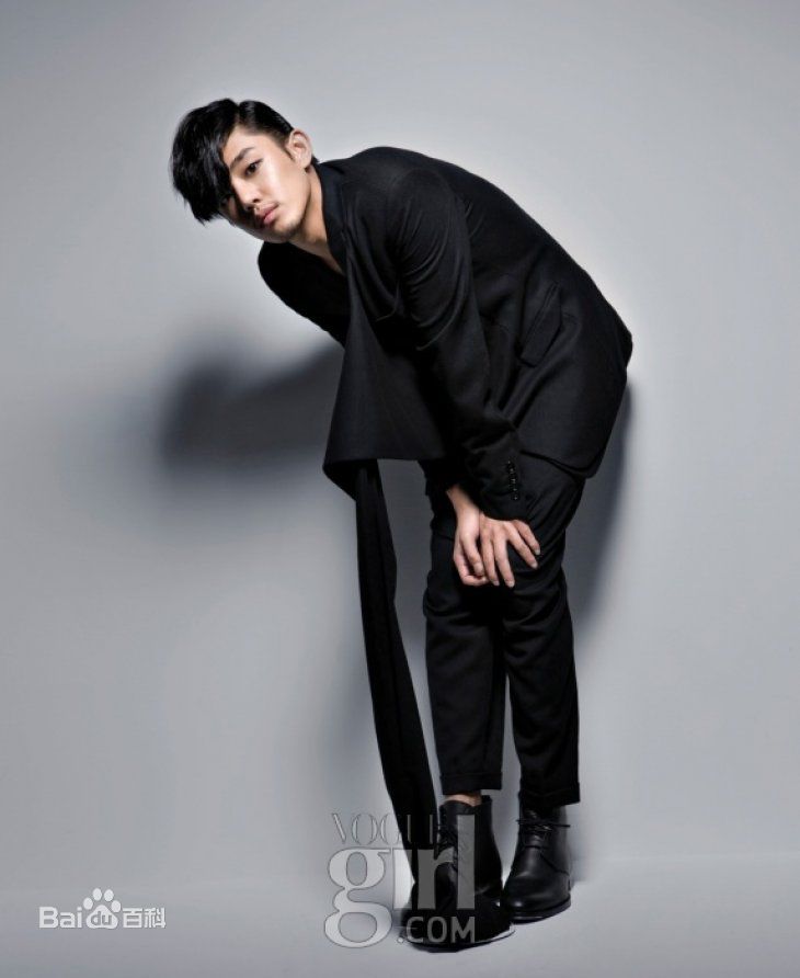 //www.mshishang.net/pics/star/pic/d2728813602e9af7d295dd04244b71a9.jpg