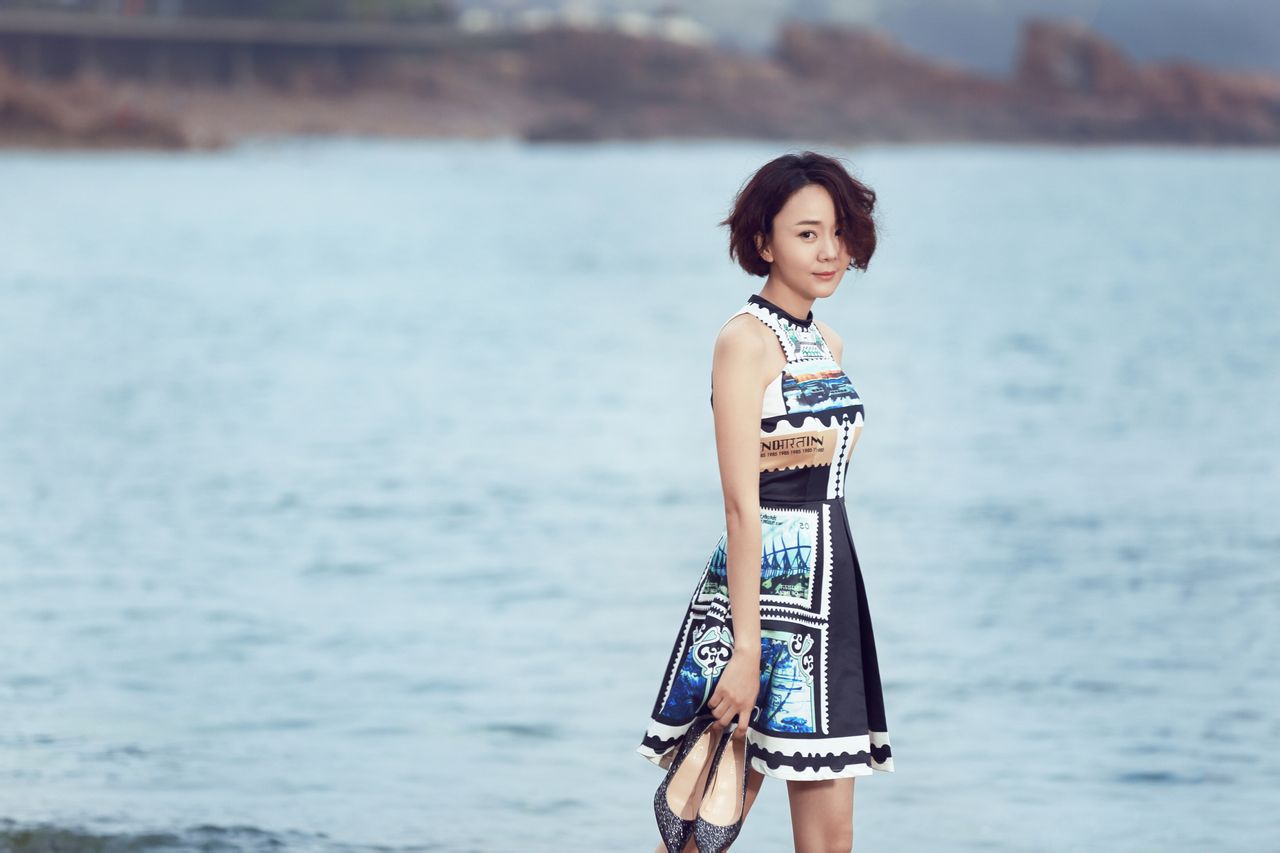 //www.mshishang.net/pics/star/pic/d627596fcf54bde879b66200423b16d4.jpg