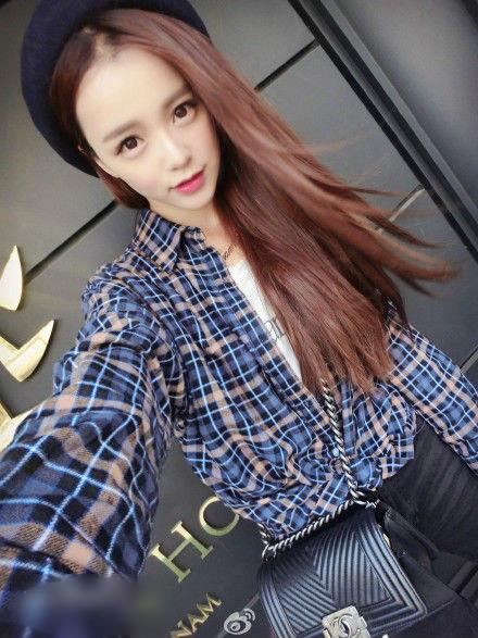 //www.mshishang.net/pics/star/pic/dcb00ba9d5c2d5824c396019164772c6.jpg
