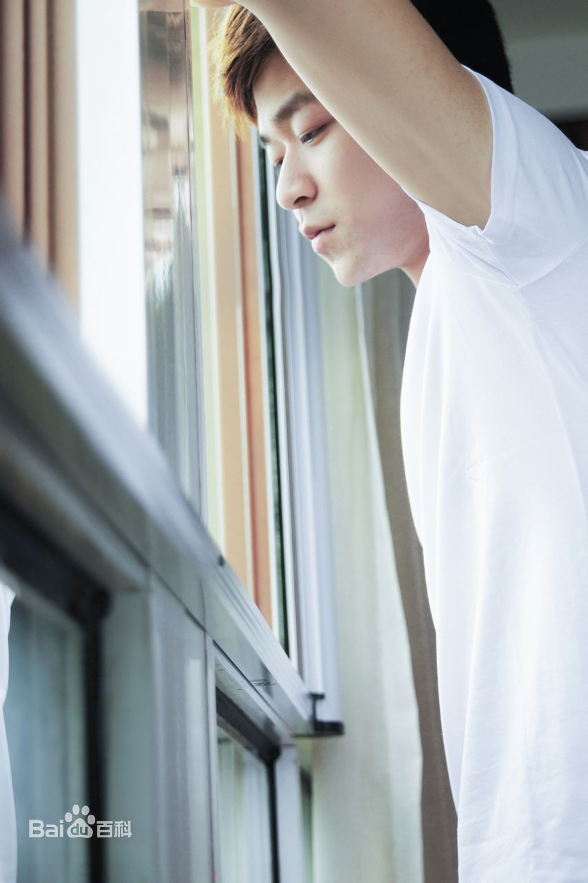 http://www.mshishang.net/pics/star/pic/e335e01d405b3122d5243c2dd1f08304.jpg
