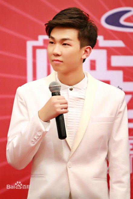 http://www.mshishang.net/pics/star/pic/ee1b7436cb61455cd7eb6bc9a1f94494.jpg