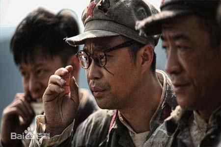 //www.mshishang.net/pics/star/pic/f5a19796a95f60550cc85df27372dac6.jpg