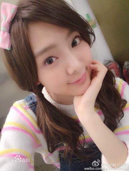 //www.mshishang.net/pics/star/pic/f89dea3c2aa3005fc23c17546ed99070.jpg