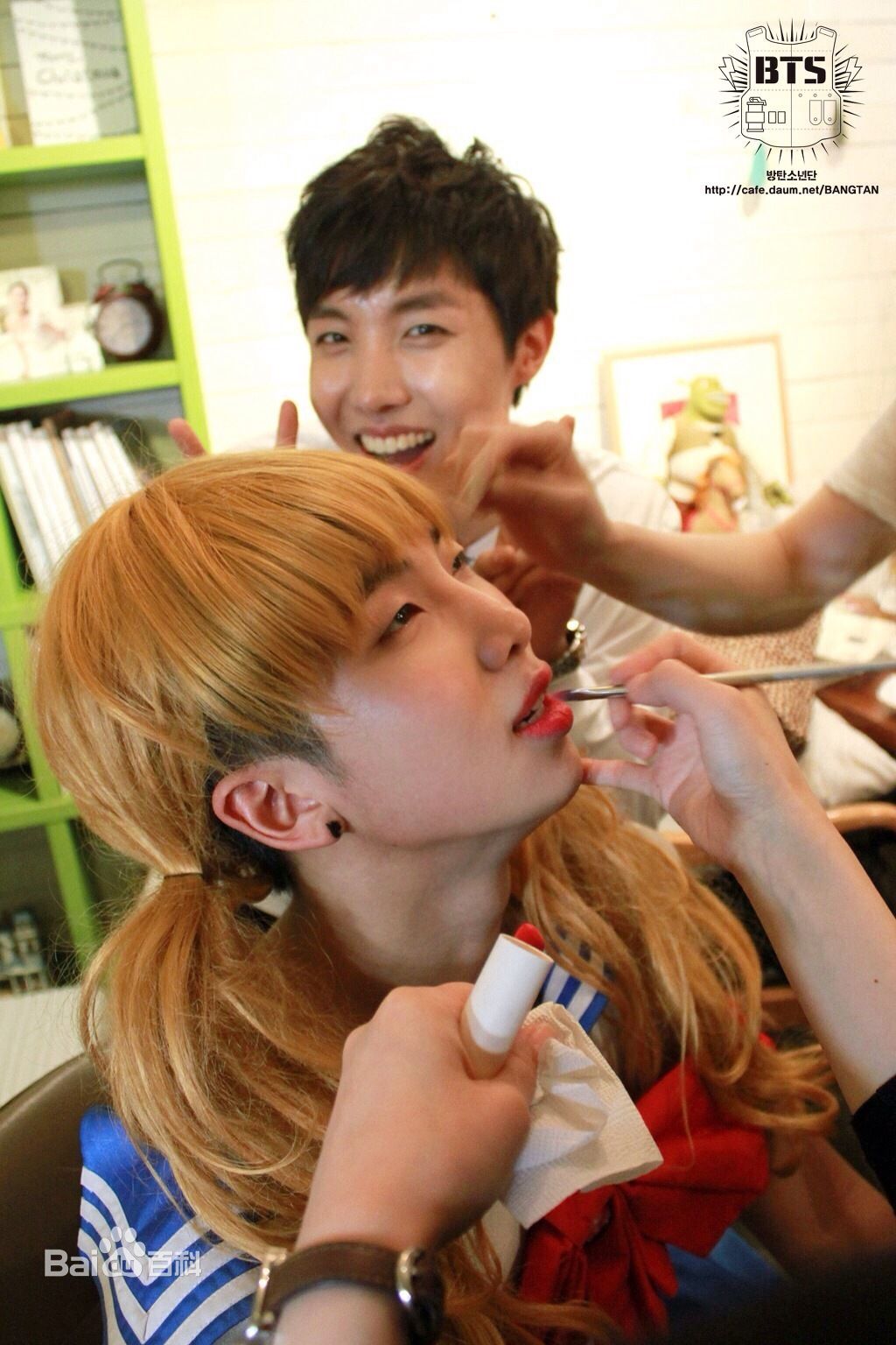 http://www.mshishang.net/pics/star/pic/fc34862021dbc22e0505135e4a25296d.jpg