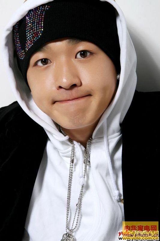 http://www.mshishang.net/pics/star/pic/feff12beb2311568933920b9095f925a.jpg