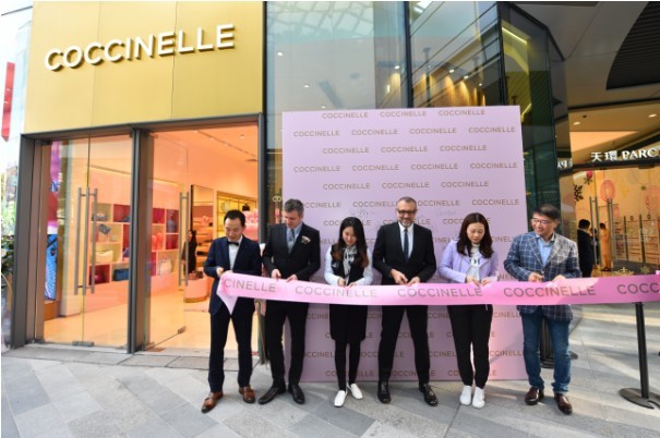 COCCINELLE揭幕华南首家旗舰店，邀你共赴一场梦幻之旅