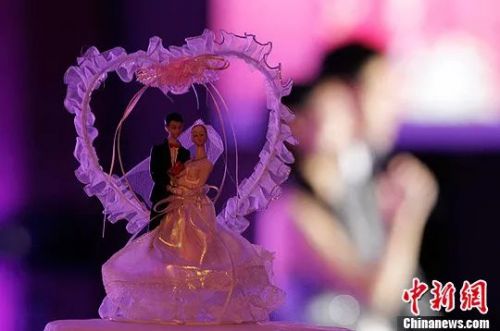 女儿30未结婚爸爸这封信刷爆朋友圈：宁愿你不嫁也不想你凑合 