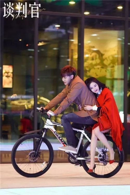 豆瓣3.3背后，黄子韬开启新圈粉模式，《谈判官》或成春节档下饭神剧？ 