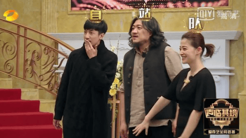 张鲁一穿了大毛衣来《声临其境》，吓坏了嘉宾！还站错队！太可爱了 