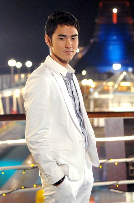 阮经天疑似被曝新恋情？经纪人：是朋友 