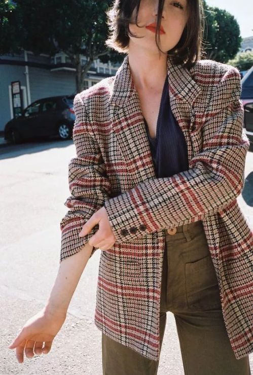 格纹西装外套火了！ 四月你绝不能错过的最时髦单品 