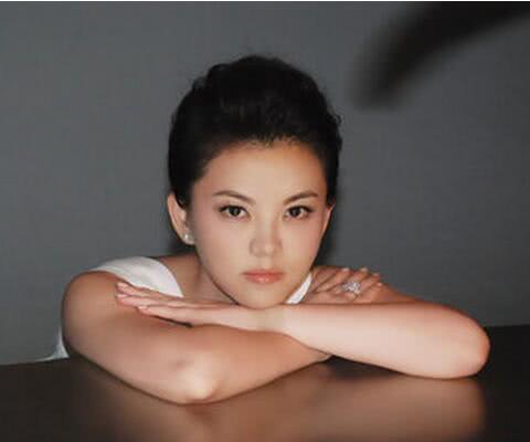 一胖真的毁所有？赵丽颖变胖颜值回归，颖儿胖了更有女人味！ 