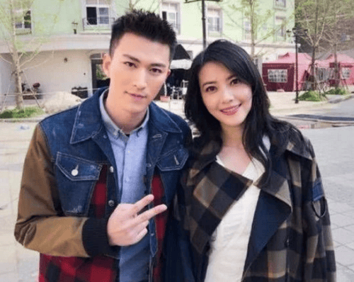 她是我女神！粉丝与高圆圆合照 比赵又廷帅多了 肚子亮了 