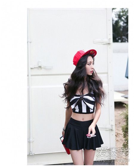 大粗腿水桶腰也不怕！选对适合的泳衣你最美！ 