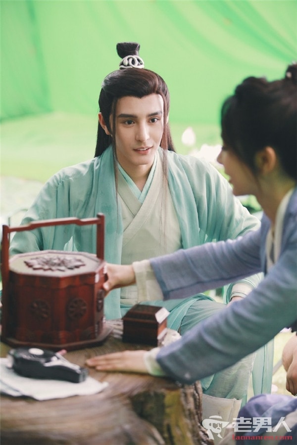星热点:《香蜜沉沉烬如霜》扑哧君身份不简单 扑哧君背后隐藏什么阴谋 