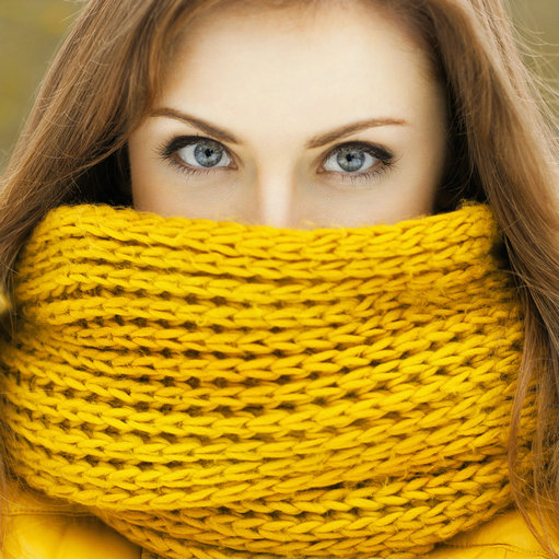 冬天围巾怎么系好看 冬季围巾颜色搭配系法