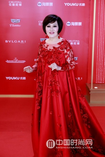 靳羽西