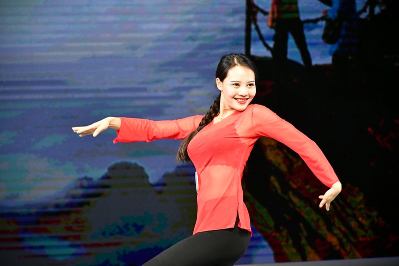 10佳丽舞蹈演绎10