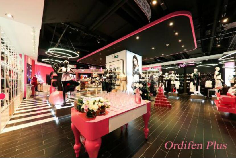 都市丽人：购物中心门店智慧升级 战略转型全面加持业绩
