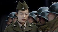 帅气的国民党士兵接受女长官训诫