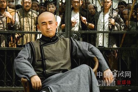 向东是大海海报