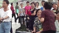 最牛阿婆们唱“小三”