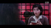 美人计；哥们被美女骗去抢银行，结果自己竟然不知道。