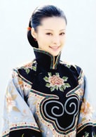 袁立