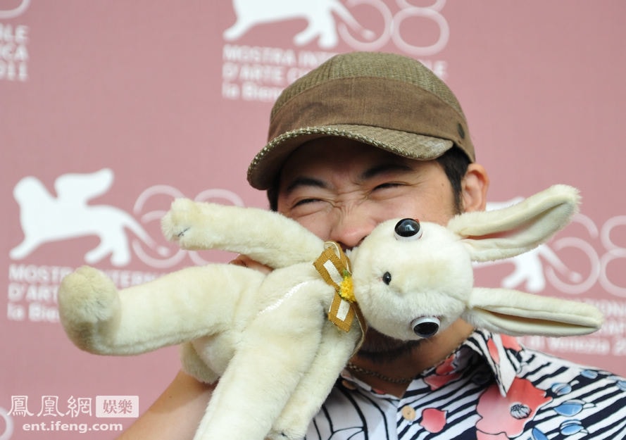 http://www.mshishang.net/pics/default/download/92230bc1da902d75fdc2828a55f5e5e4.jpg